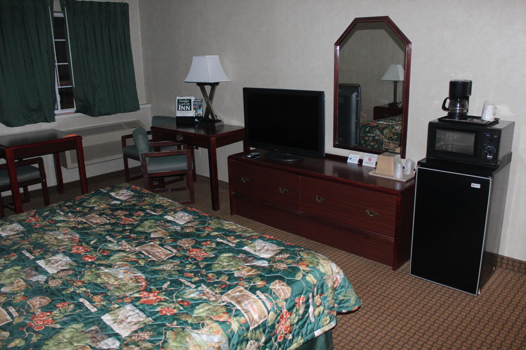 Garden City Inn エクステリア 写真