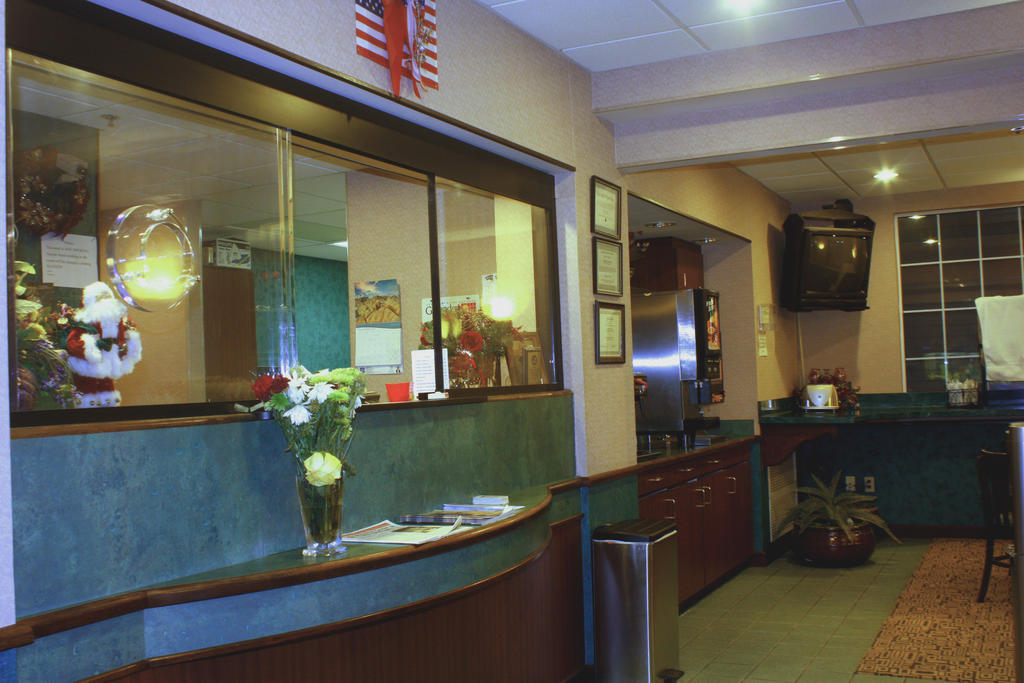 Garden City Inn エクステリア 写真